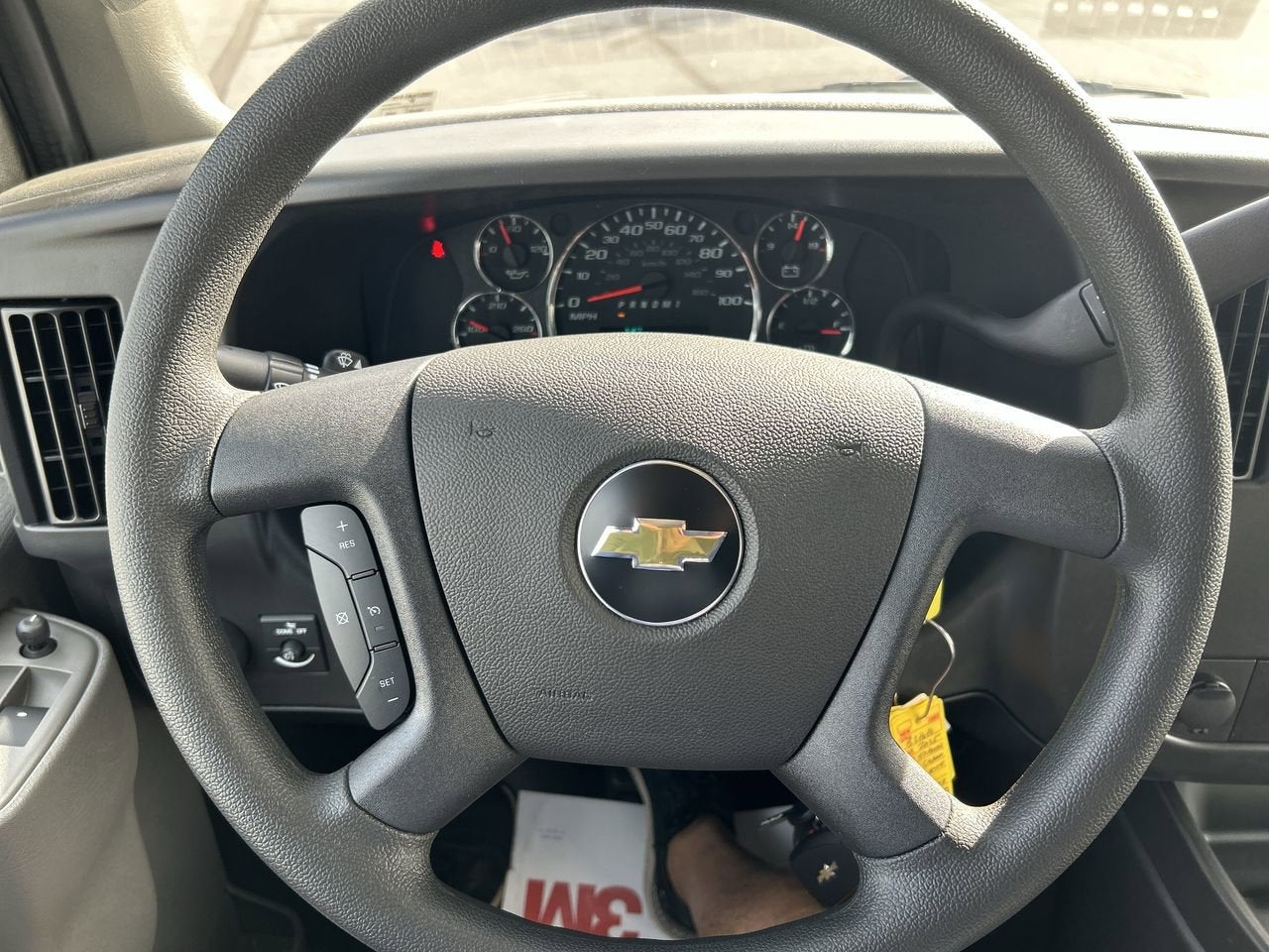 2025 Chevrolet Express Cargo 2500 WT