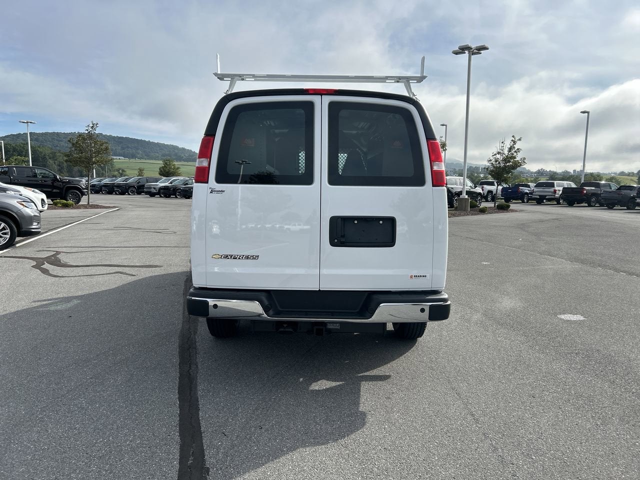 2025 Chevrolet Express Cargo 2500 WT