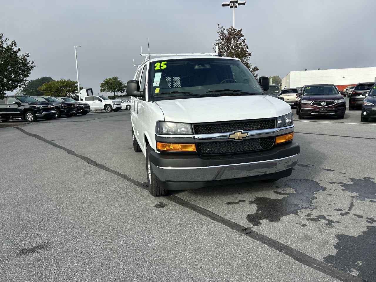 2025 Chevrolet Express Cargo 2500 WT