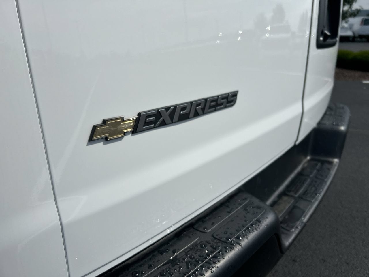 2026 Chevrolet Express Cargo WT