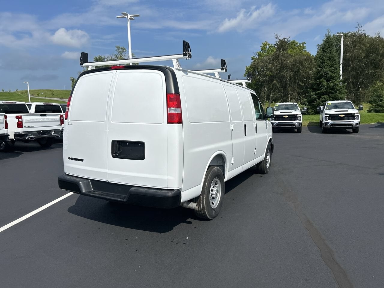 2026 Chevrolet Express Cargo WT
