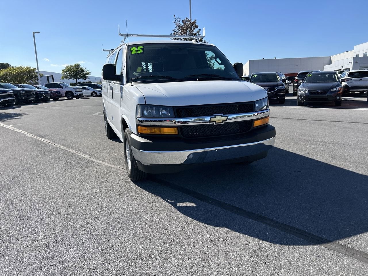 2025 Chevrolet Express Cargo 2500 WT
