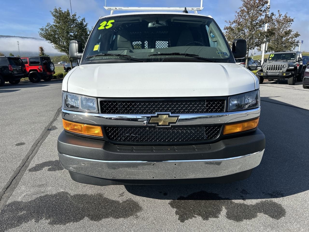 2025 Chevrolet Express Cargo 2500 WT