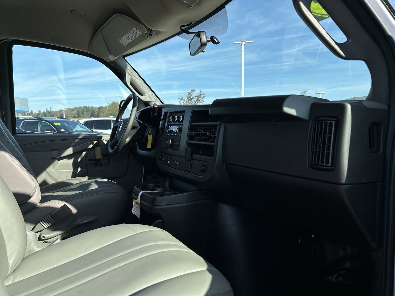 2025 Chevrolet Express Cargo 2500 WT