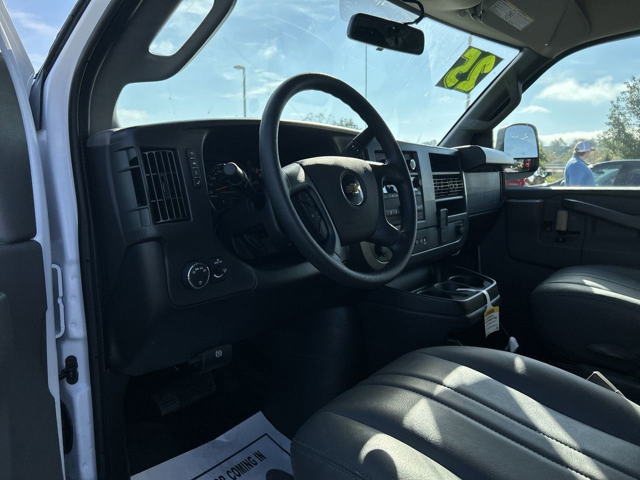 2025 Chevrolet Express Cargo 2500 WT