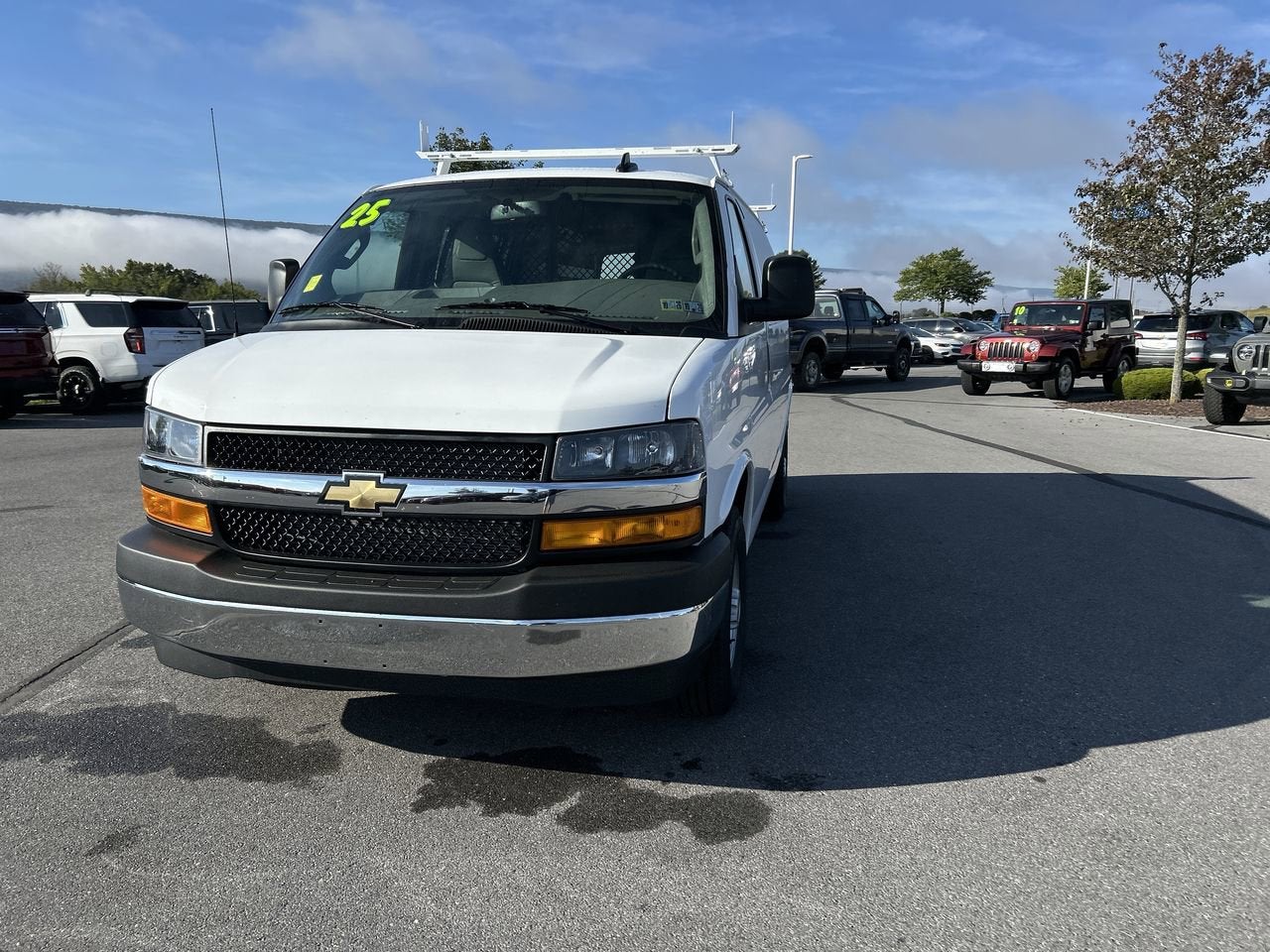 2025 Chevrolet Express Cargo 2500 WT