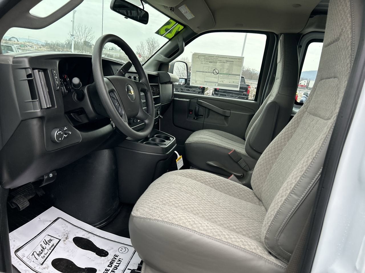 2025 Chevrolet Express Cargo 2500 WT