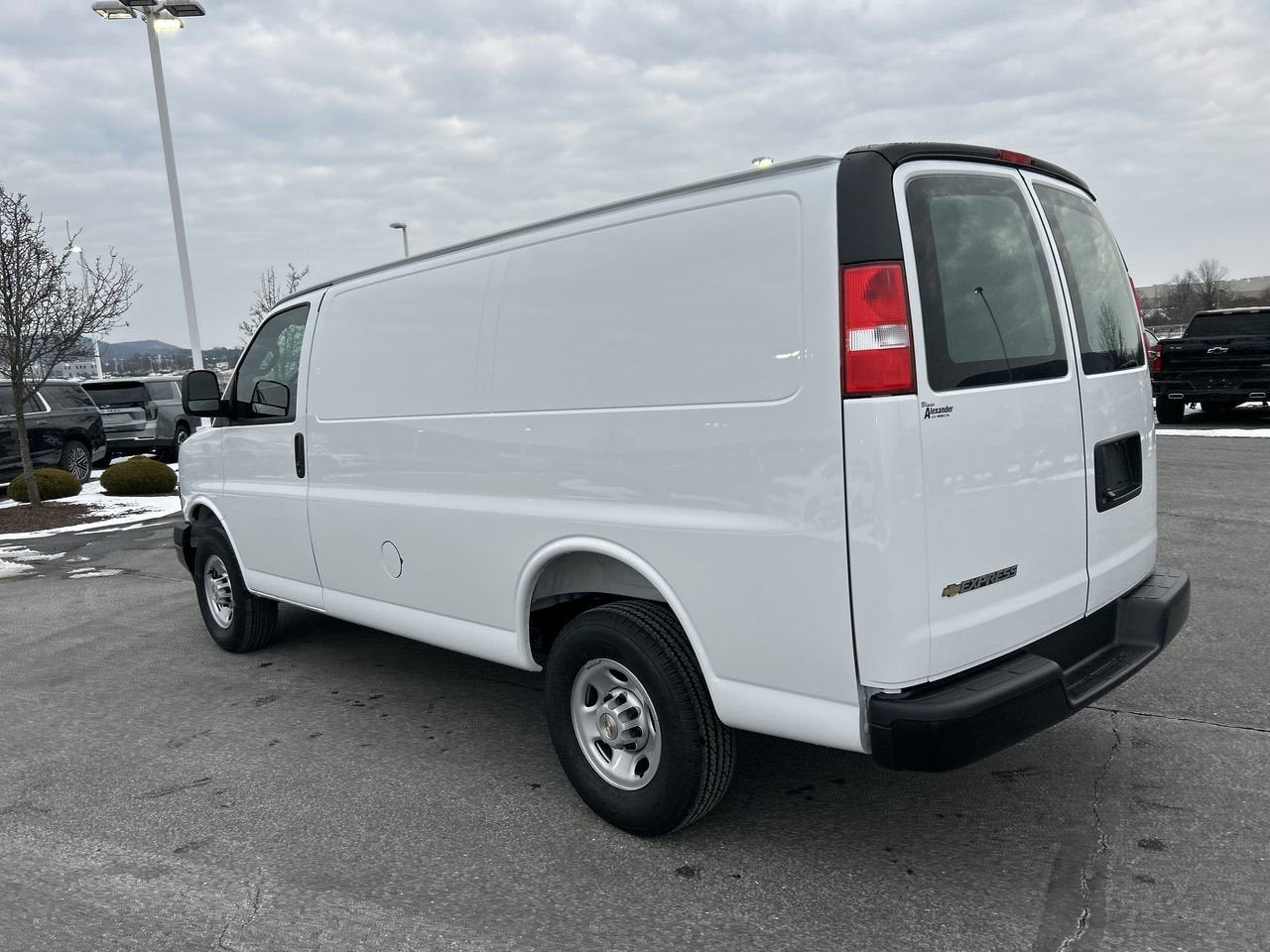 2025 Chevrolet Express Cargo 2500 WT