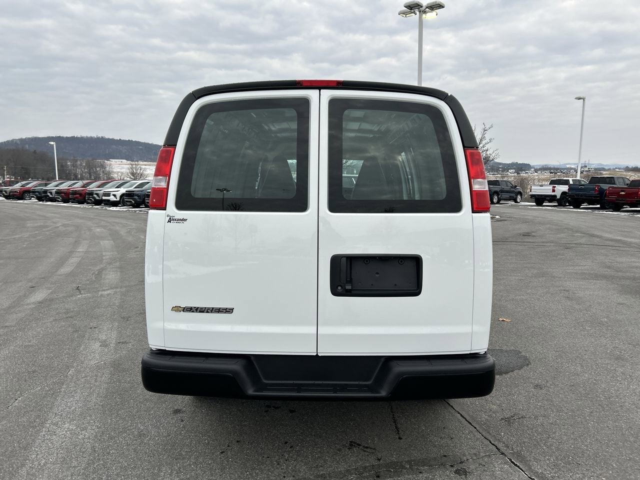 2025 Chevrolet Express Cargo 2500 WT