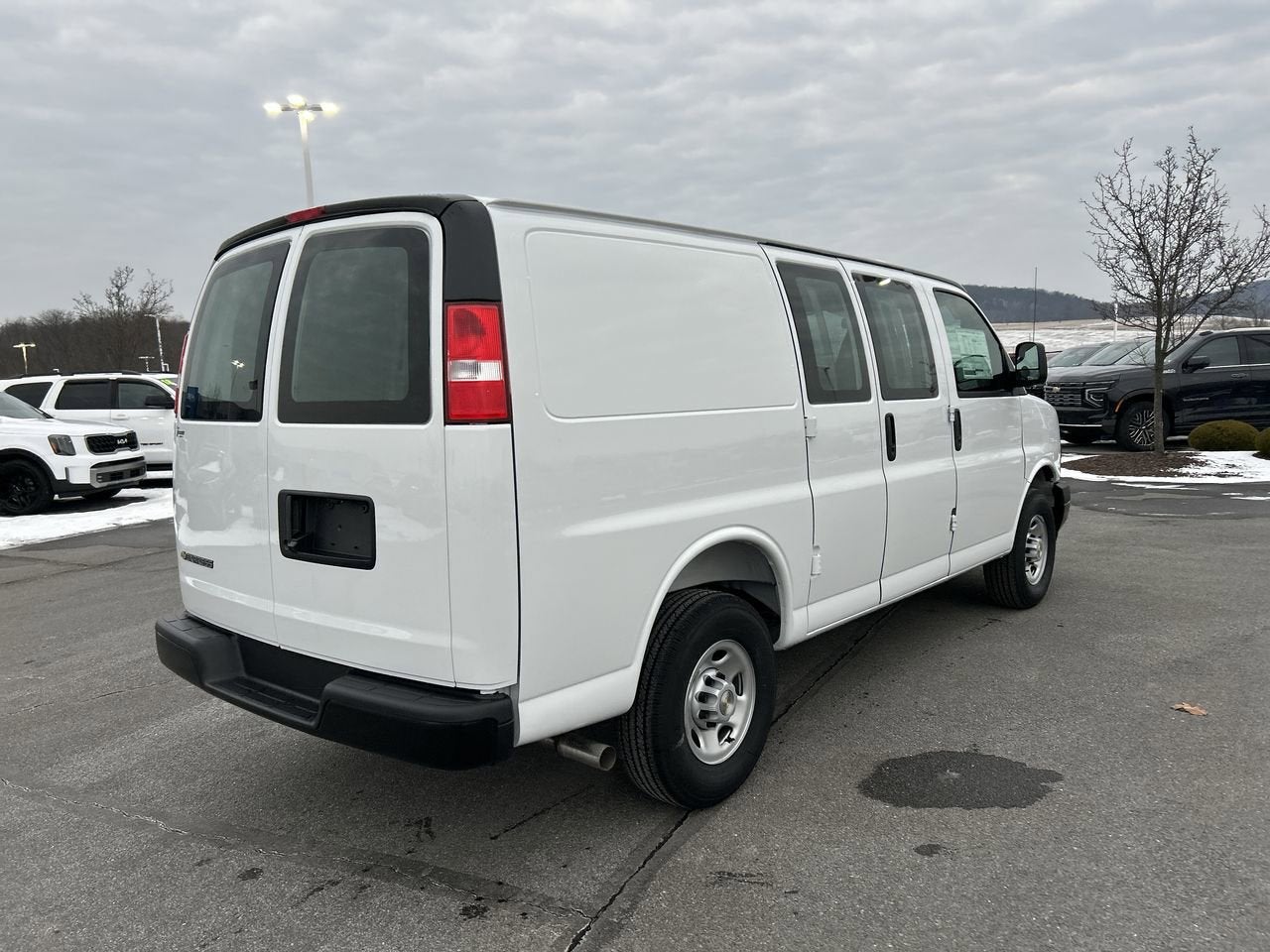 2025 Chevrolet Express Cargo 2500 WT