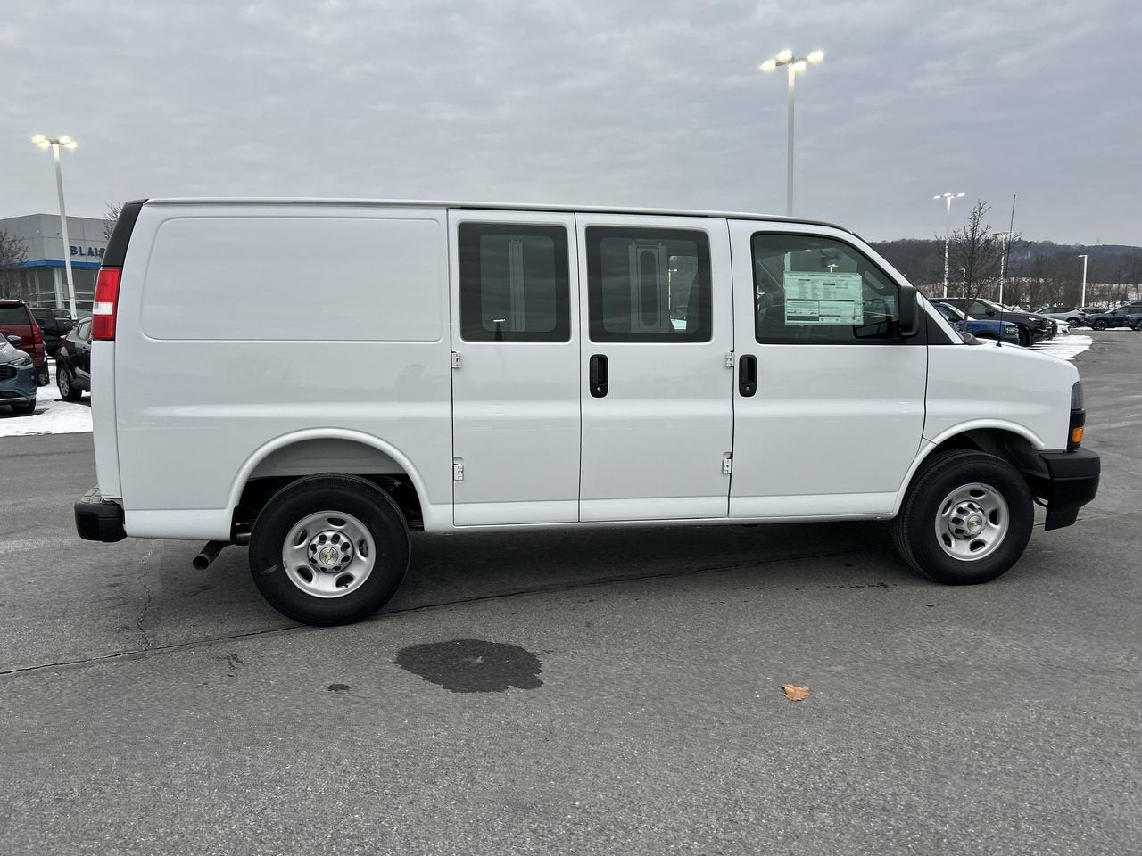 2025 Chevrolet Express Cargo 2500 WT