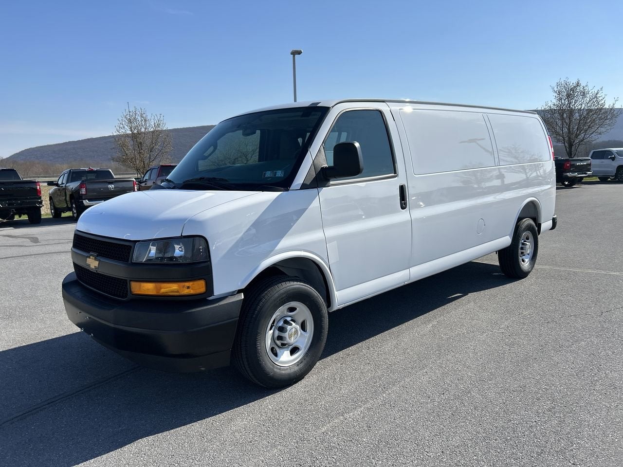 2026 Chevrolet Express Cargo WT