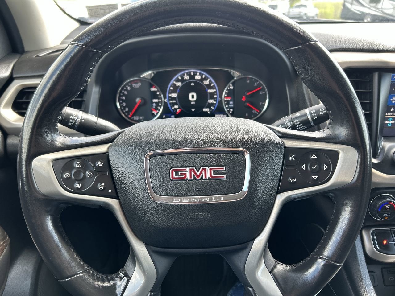 2021 GMC Acadia Denali