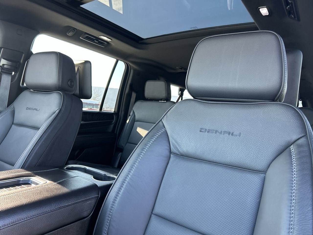 2024 GMC Yukon XL Denali