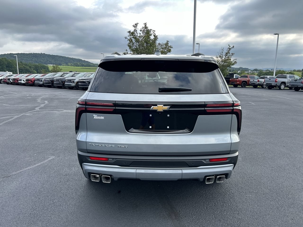 2027 Chevrolet Traverse LT