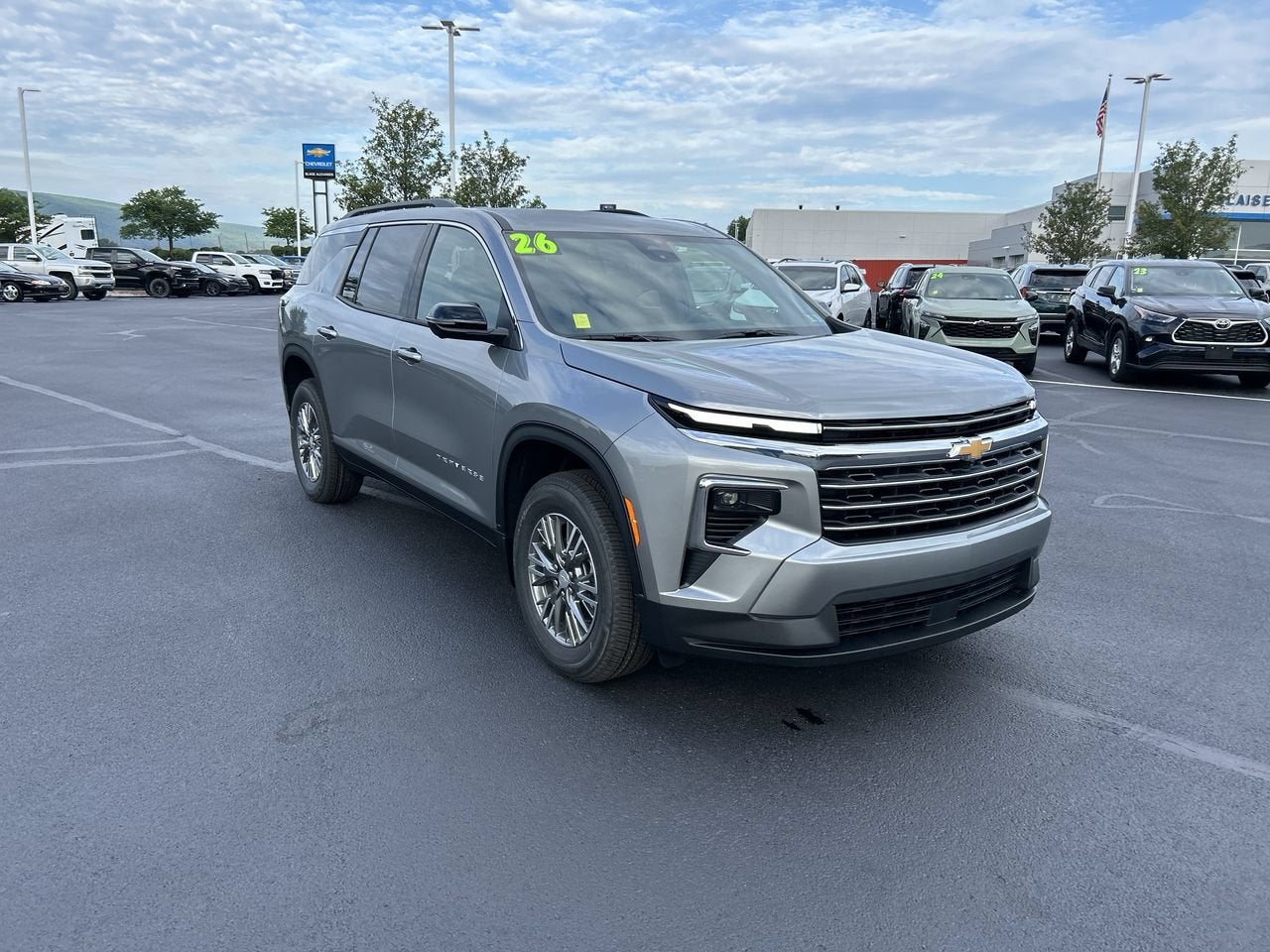 2026 Chevrolet Traverse LT
