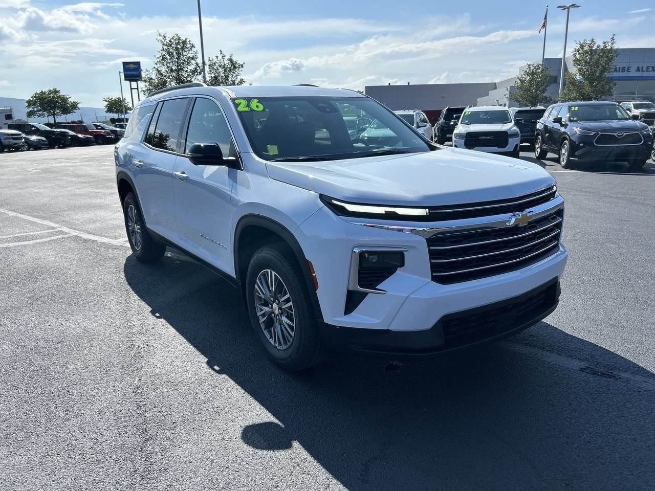 2026 Chevrolet Traverse LT