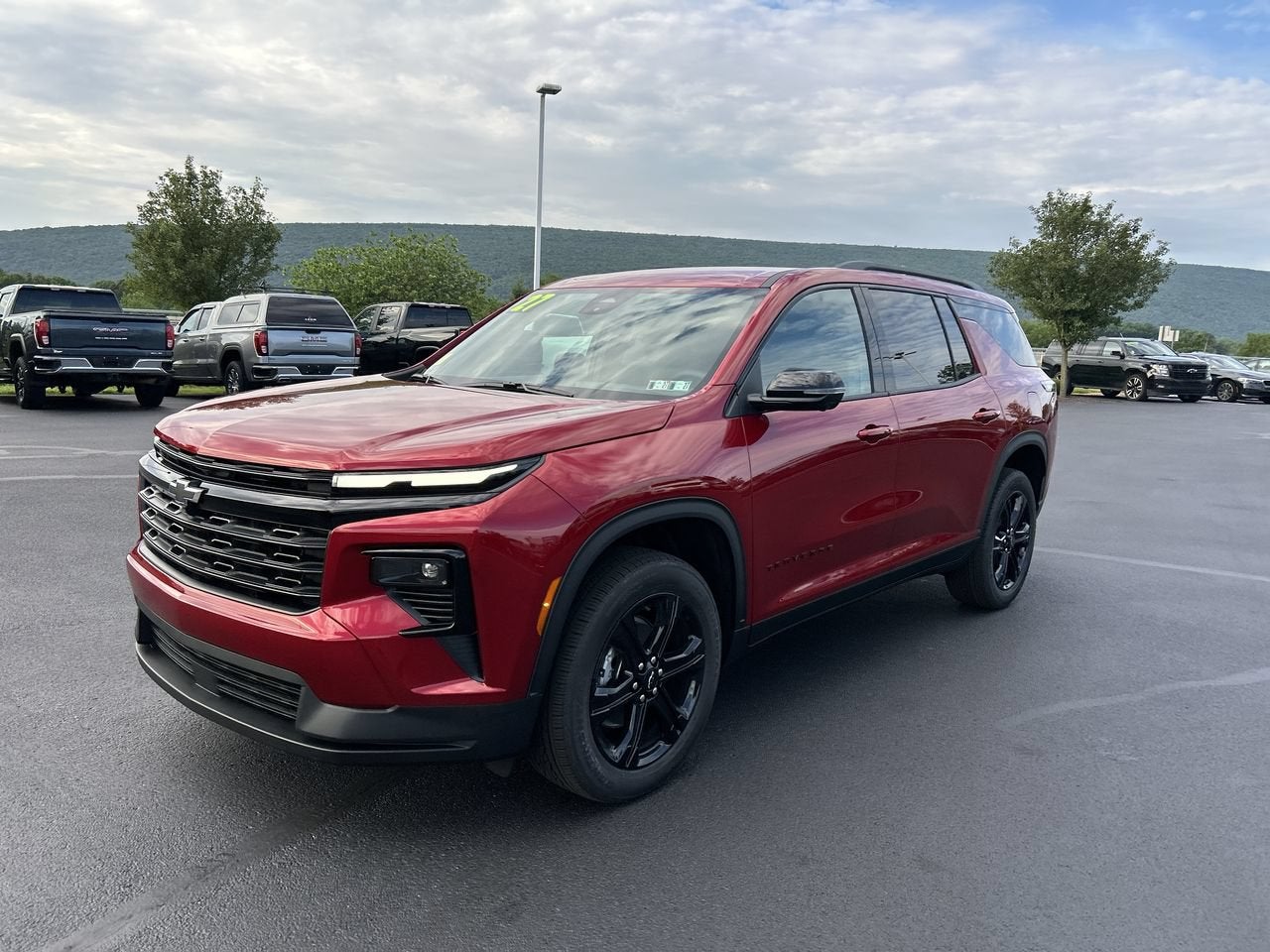 2027 Chevrolet Traverse LT