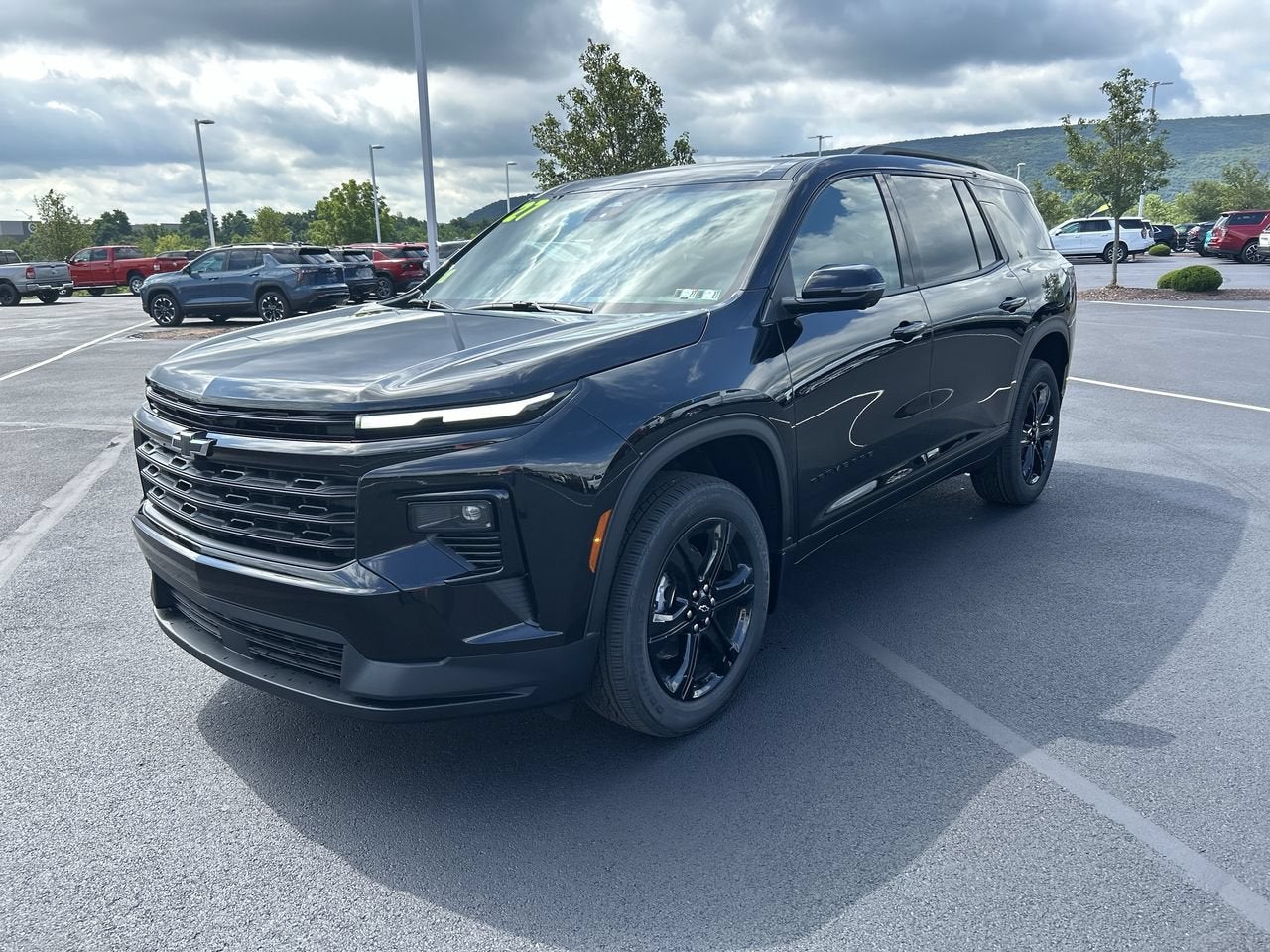 2027 Chevrolet Traverse LT