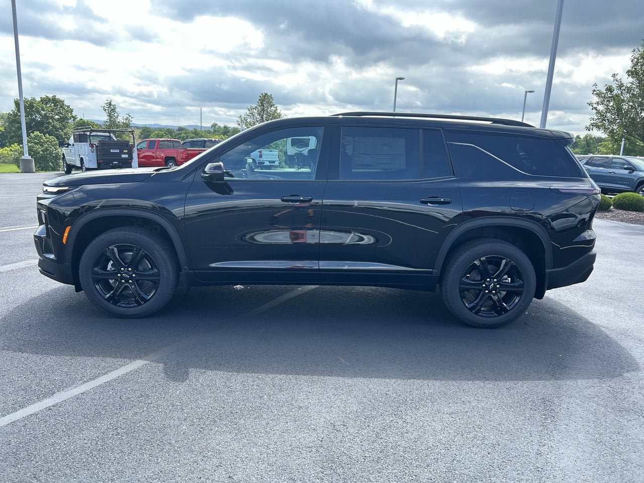 2027 Chevrolet Traverse LT