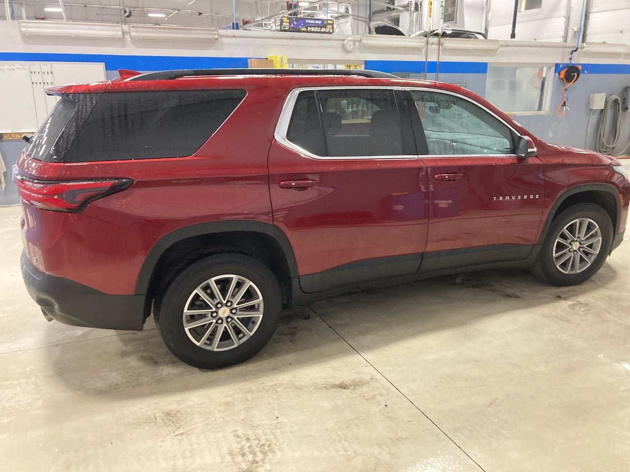 2023 Chevrolet Traverse LT Cloth