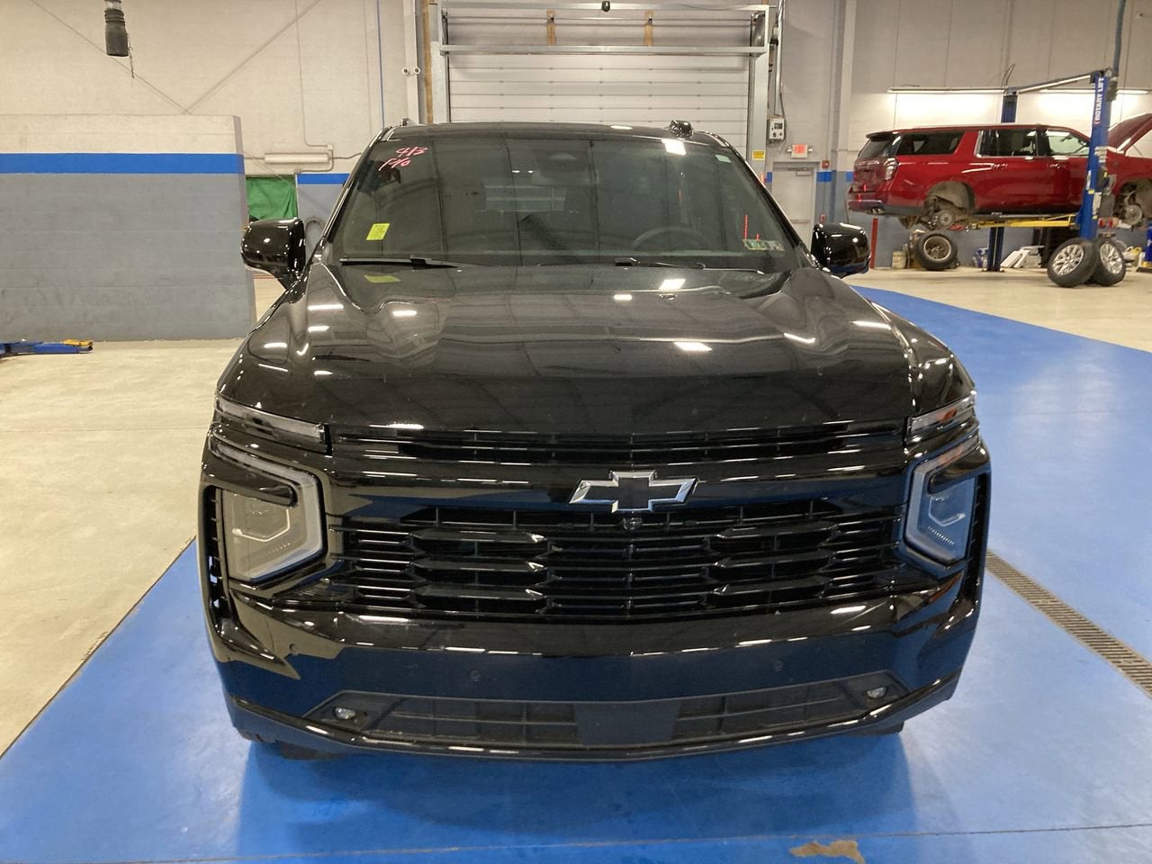 2025 Chevrolet Suburban RST