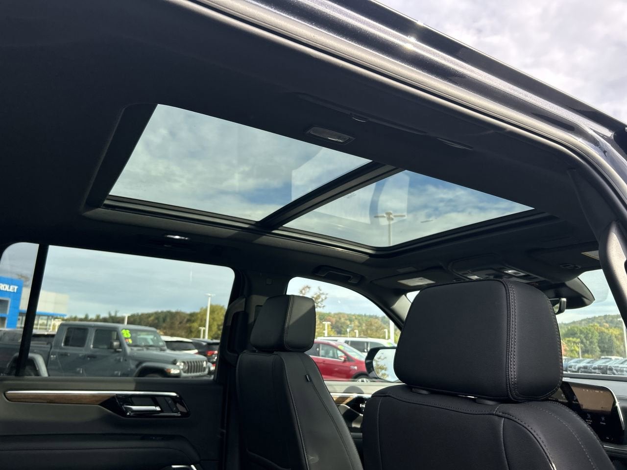 2025 Chevrolet Suburban High Country