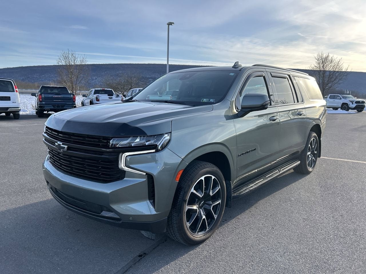 2023 Chevrolet Suburban RST