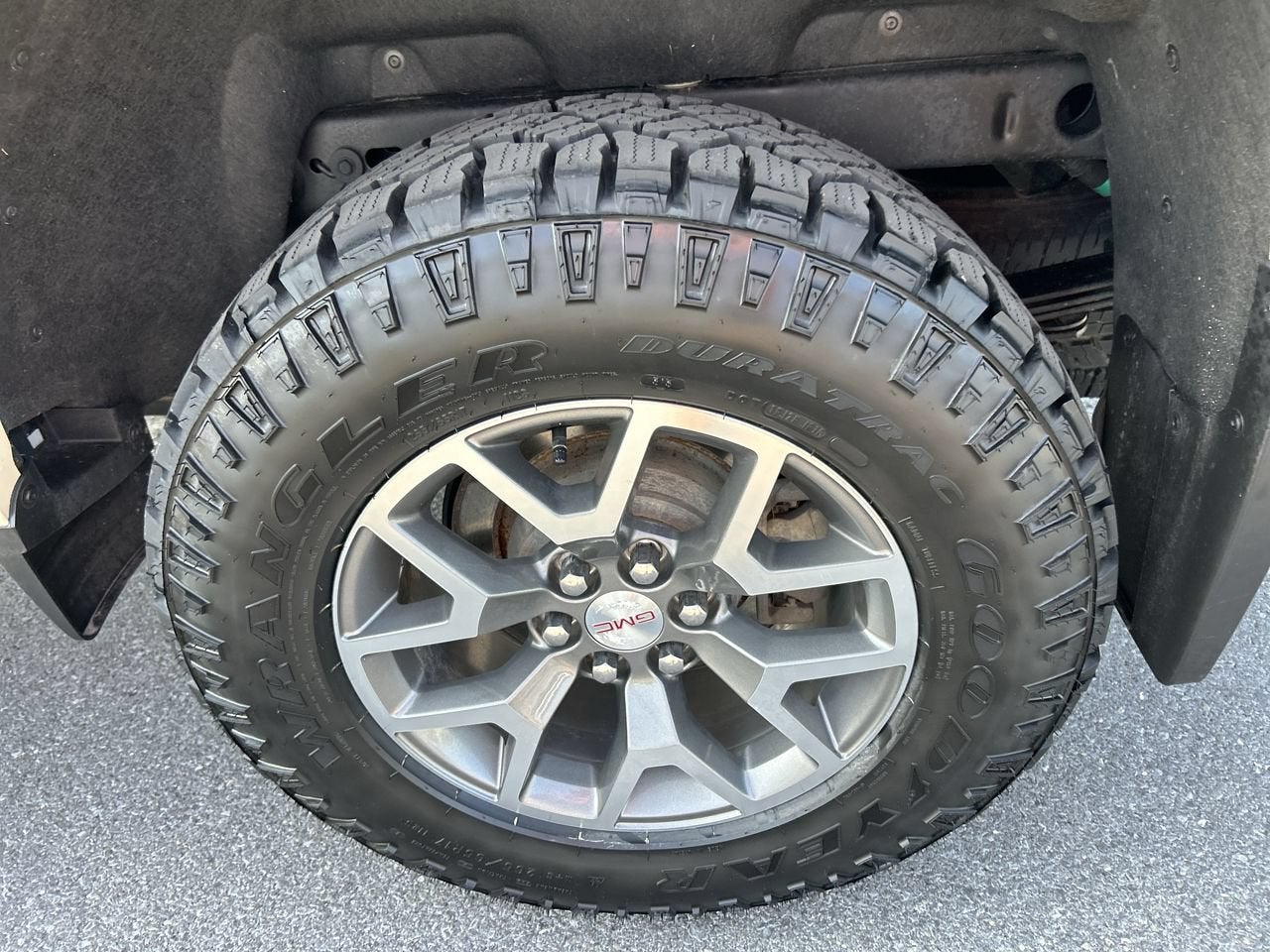 2022 GMC Canyon AT4 - Leather