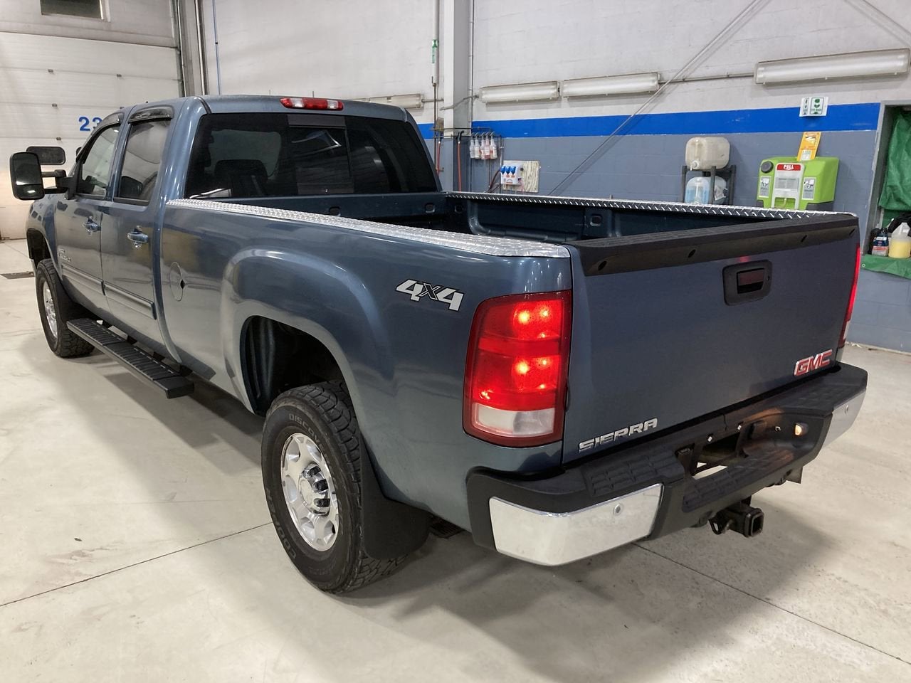 2007 GMC Sierra 3500 HD SRW SLT