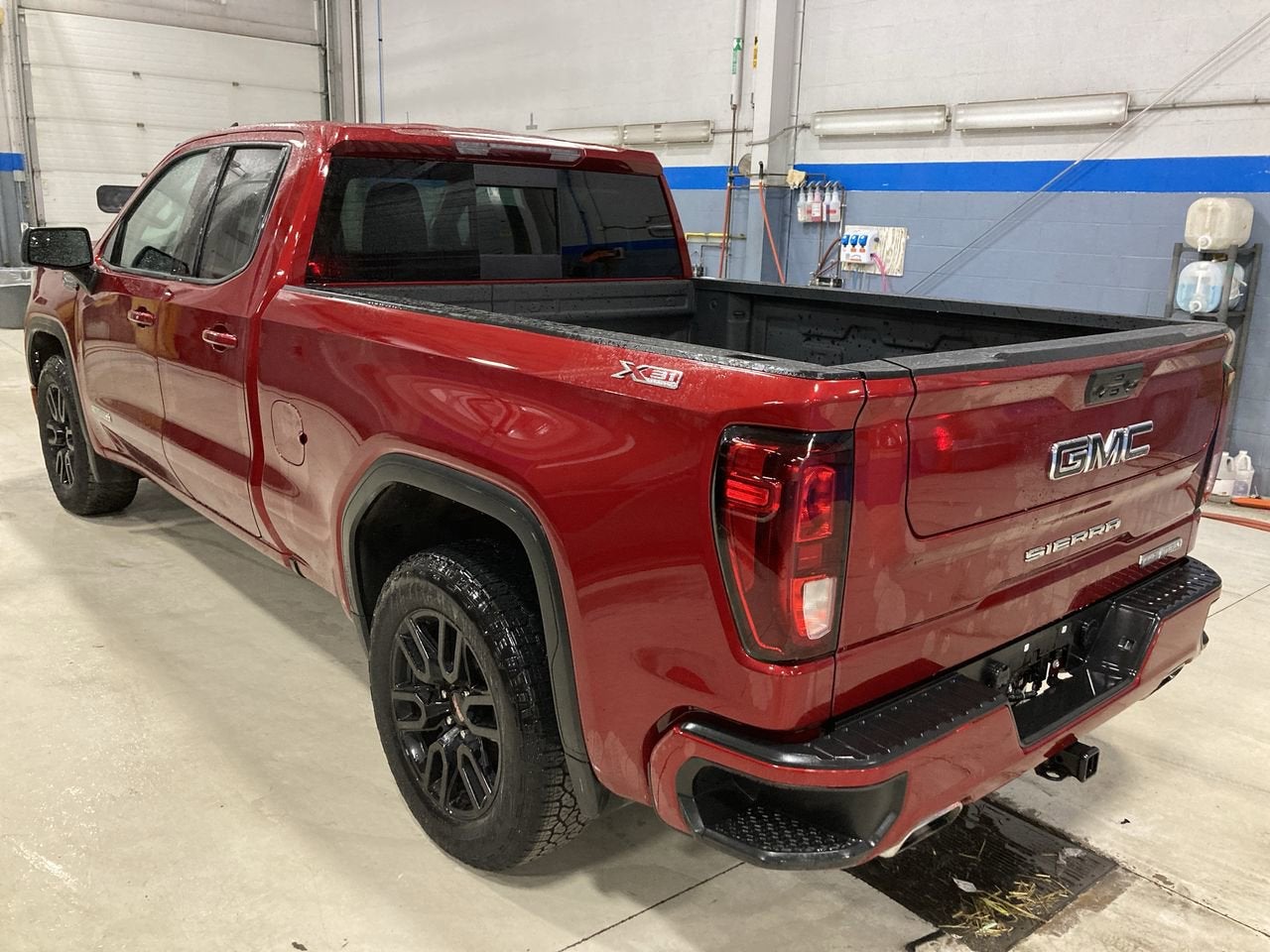 2023 GMC Sierra 1500 Elevation