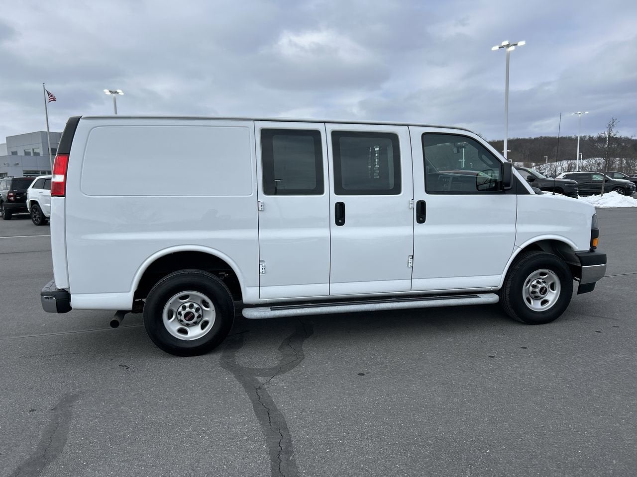 2024 GMC Savana Cargo 2500 Work Van