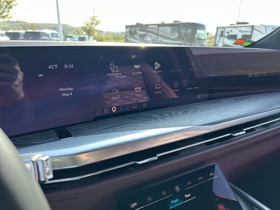 2025 Cadillac Escalade Premium Luxury