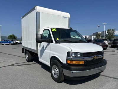 2025 Chevrolet Express Cutaway 3500 1WT