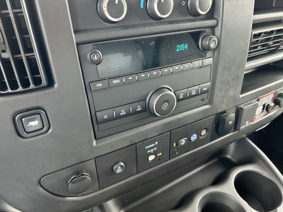 2025 Chevrolet Express Cutaway 3500 1WT