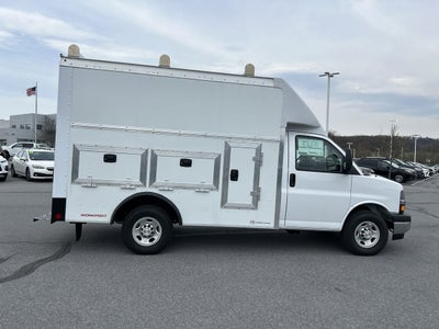 2025 Chevrolet Express Cutaway 3500 1WT