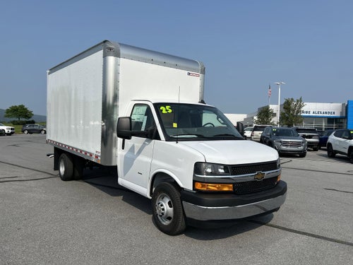 2025 Chevrolet Express Cutaway 3500 1WT