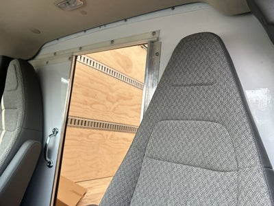 2025 Chevrolet Express Cutaway 3500 1WT