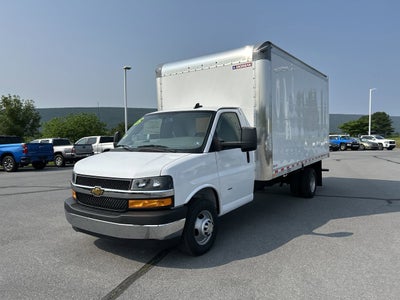 2025 Chevrolet Express Cutaway 3500 1WT