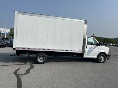 2025 Chevrolet Express Cutaway 3500 1WT