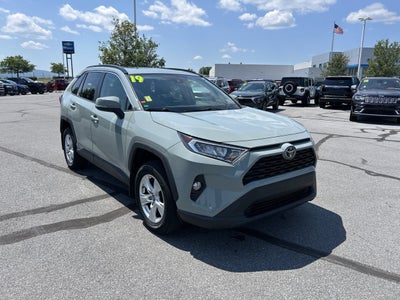 2019 Toyota RAV4 XLE