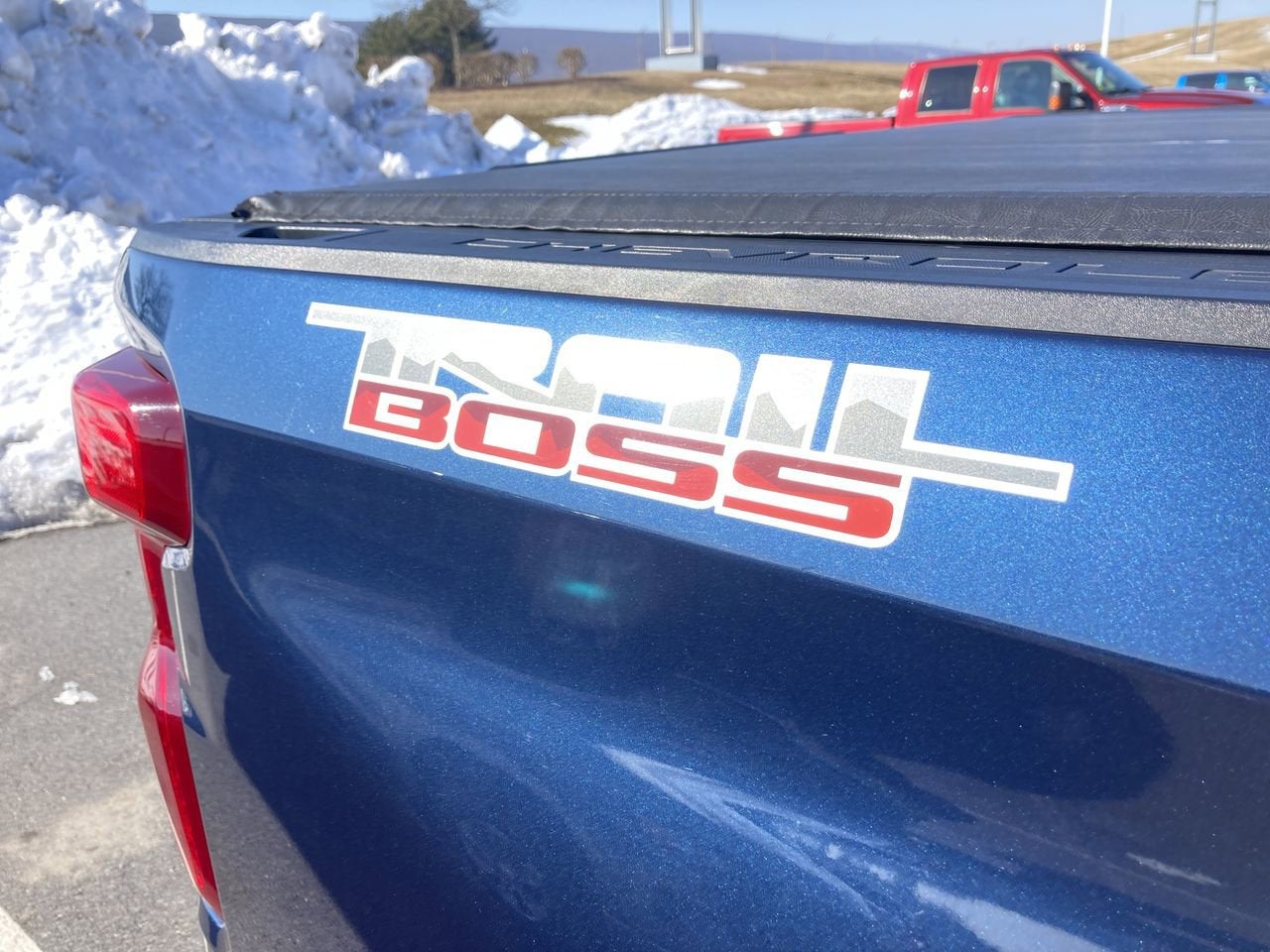 2022 Chevrolet Silverado 1500 Custom Trail Boss