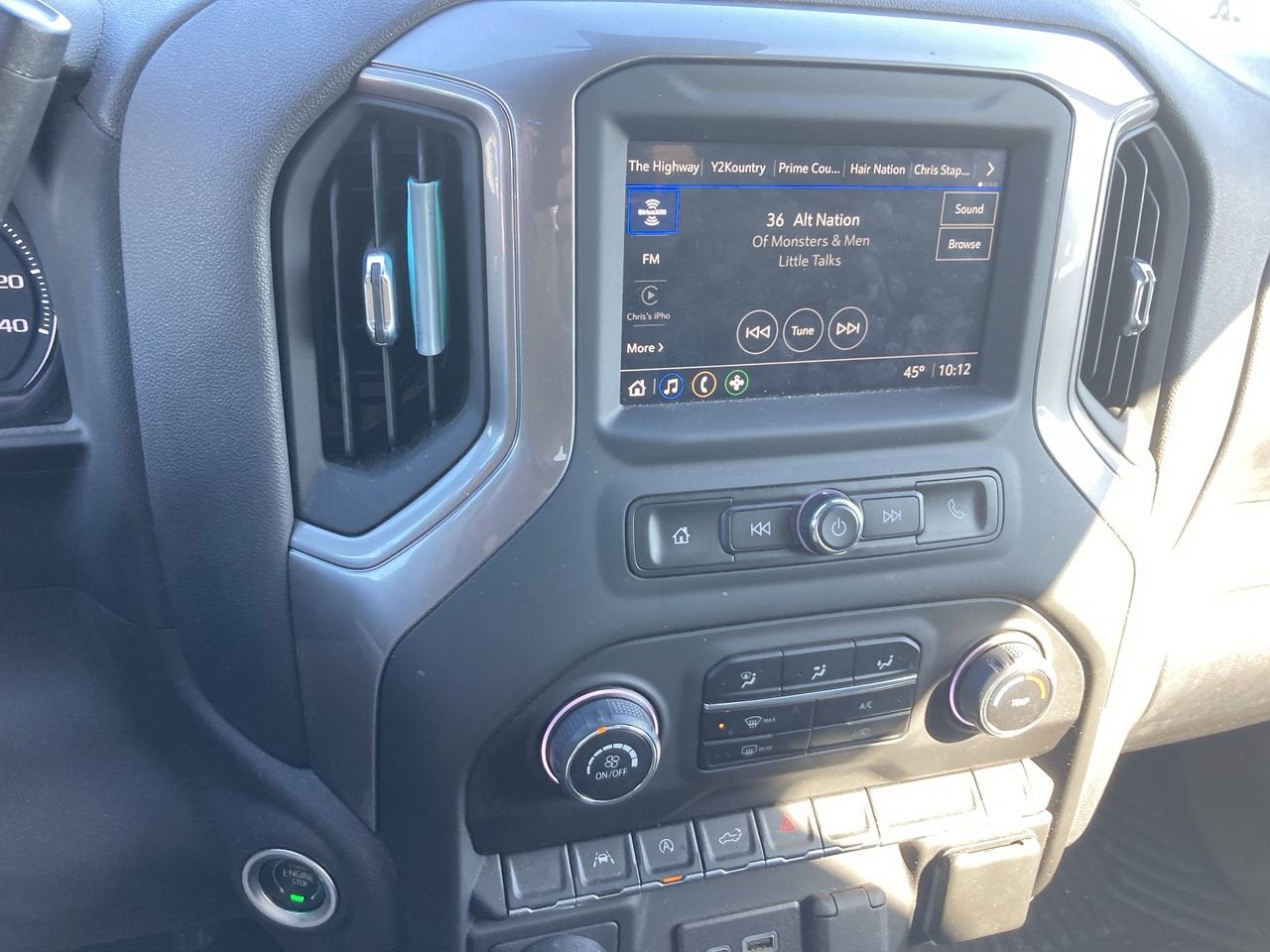 2022 Chevrolet Silverado 1500 Custom Trail Boss