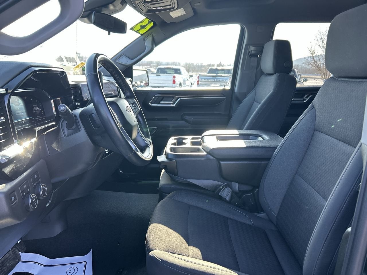 2023 Chevrolet Silverado 1500 LT (2FL)