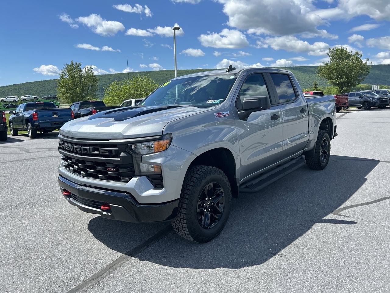 2024 Chevrolet Silverado 1500 Custom Trail Boss