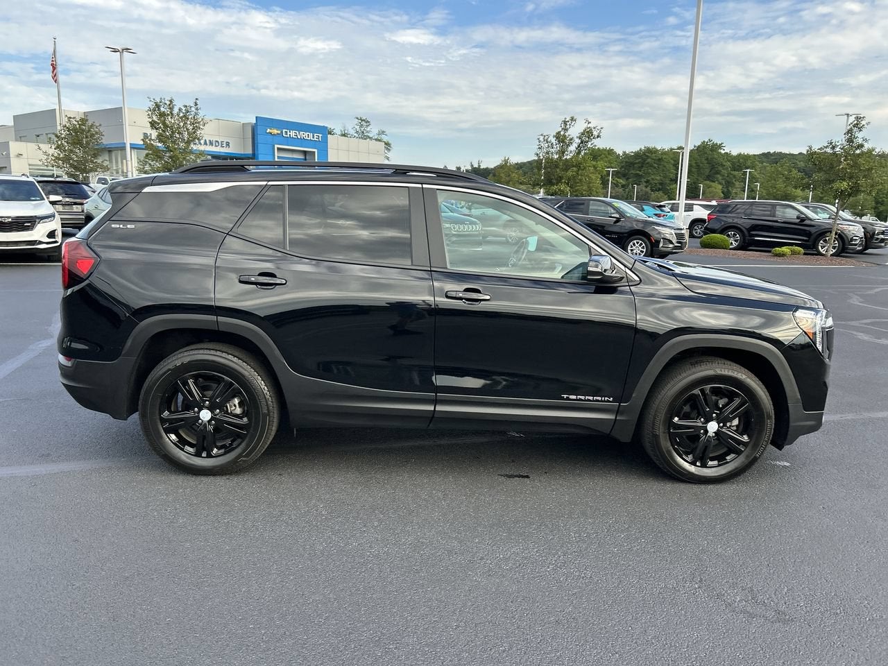 2023 GMC Terrain SLE