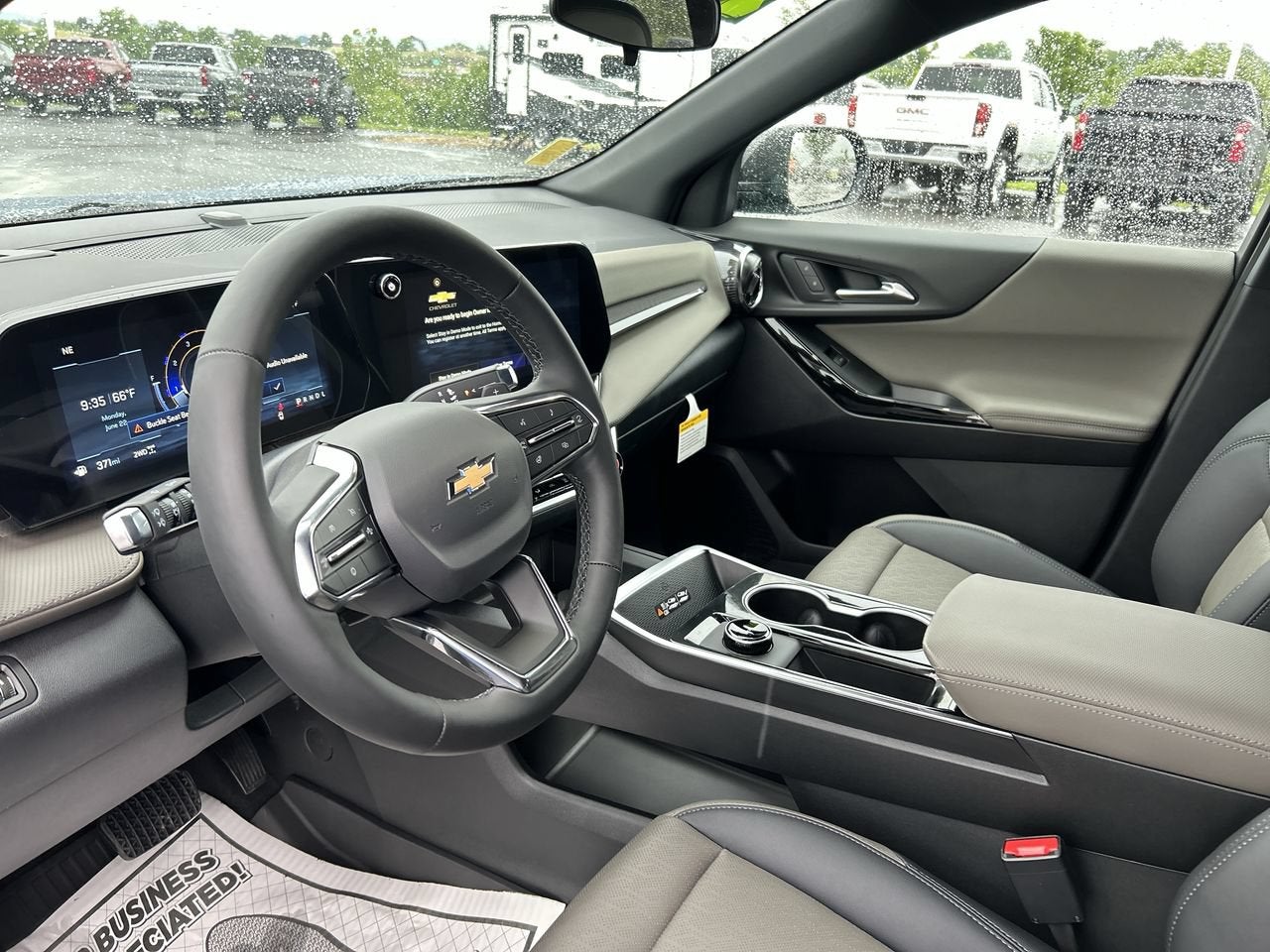 2026 Chevrolet Equinox LT - Photo 24