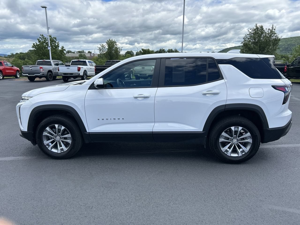 2025 Chevrolet Equinox LT