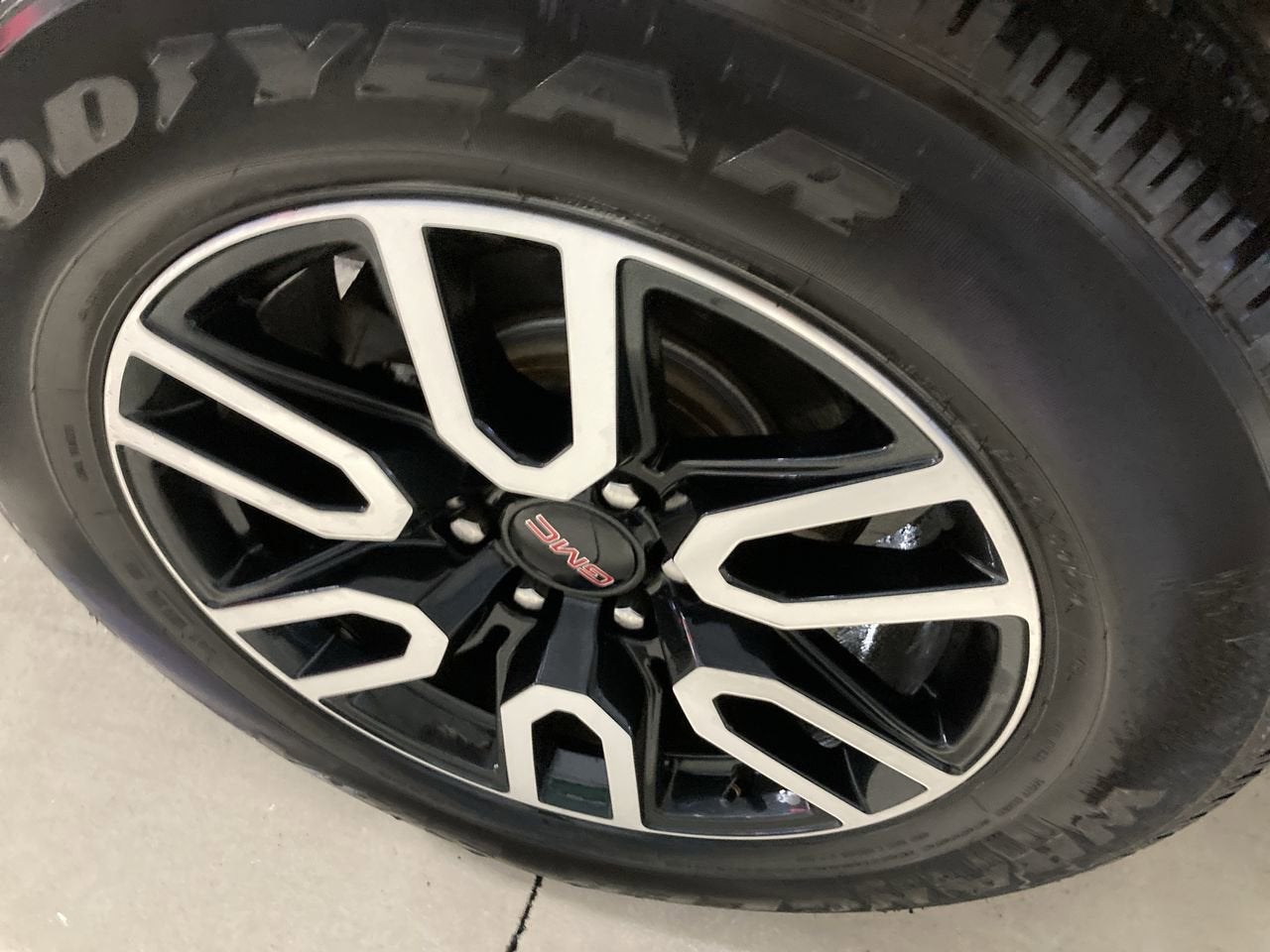 2021 GMC Sierra 1500 AT4