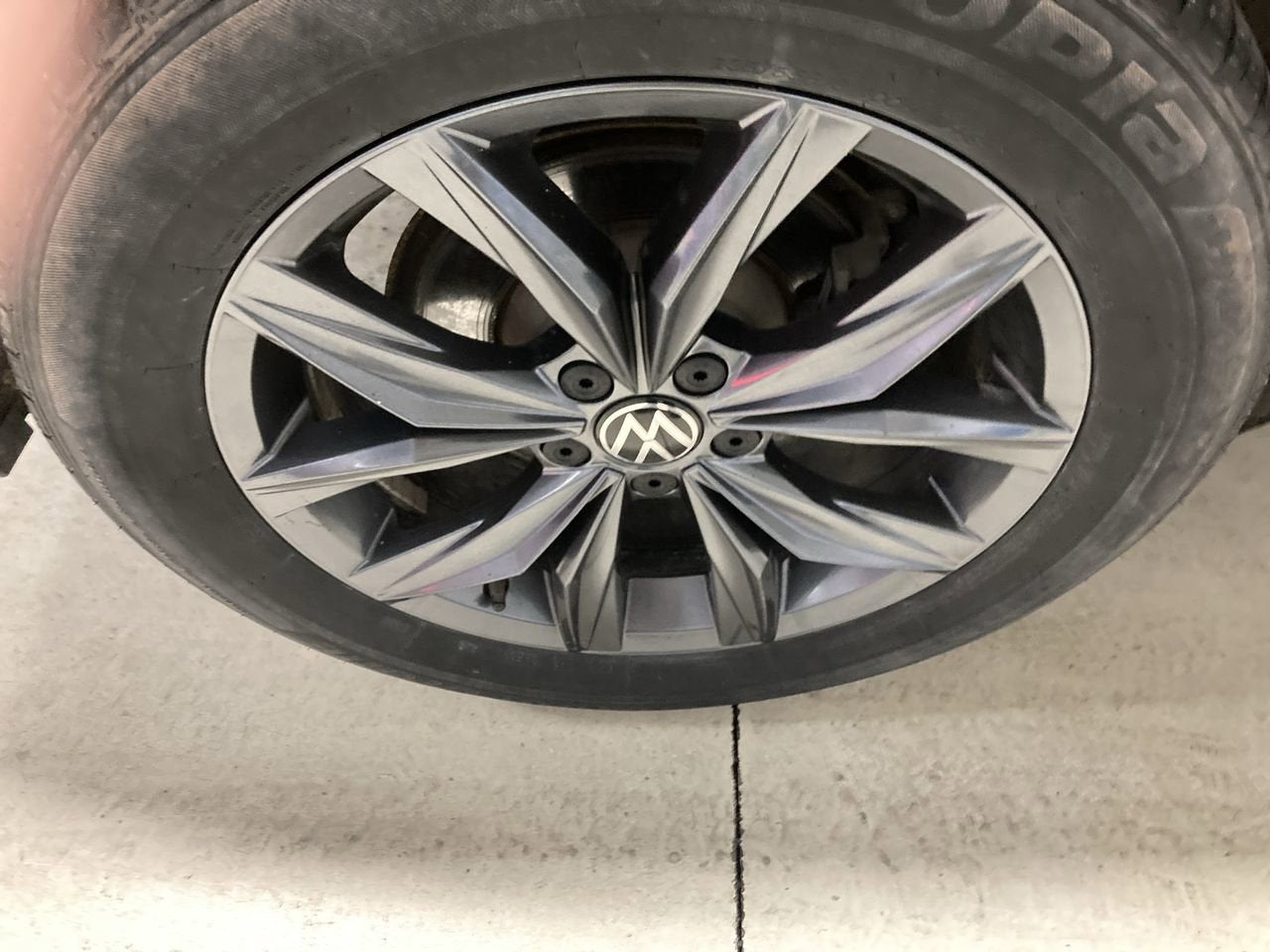 2022 Volkswagen Tiguan SE